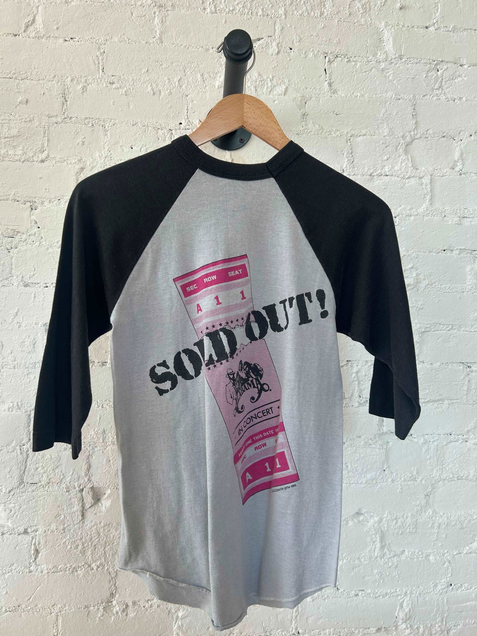 1986 Alabama The Touch Raglan Size - S - LFDW