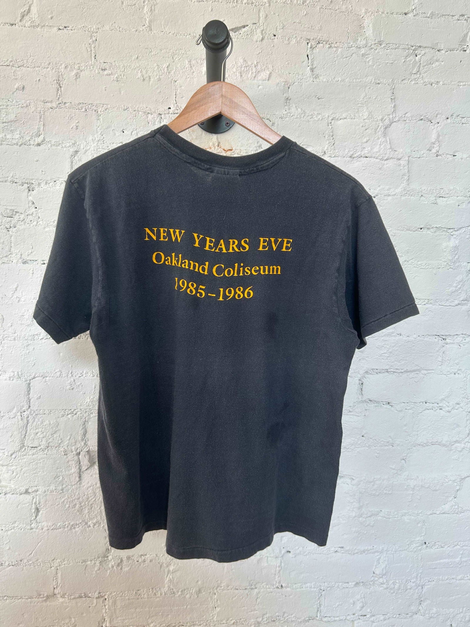 1986 Grateful Dead New Years Tee Size - S - LFDW