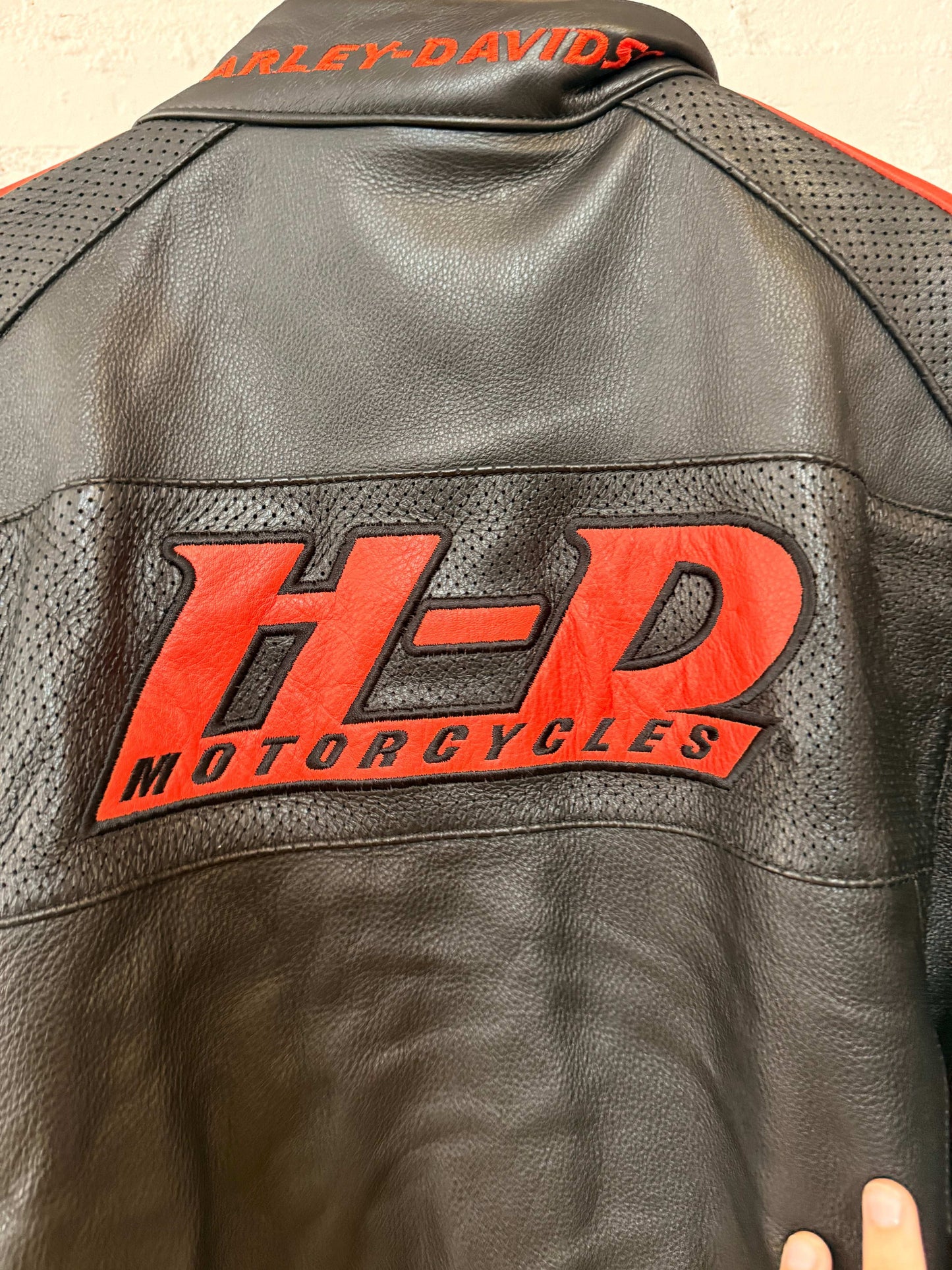 Y2K Harley Davidson Leather Jacket Size-XL LFDW