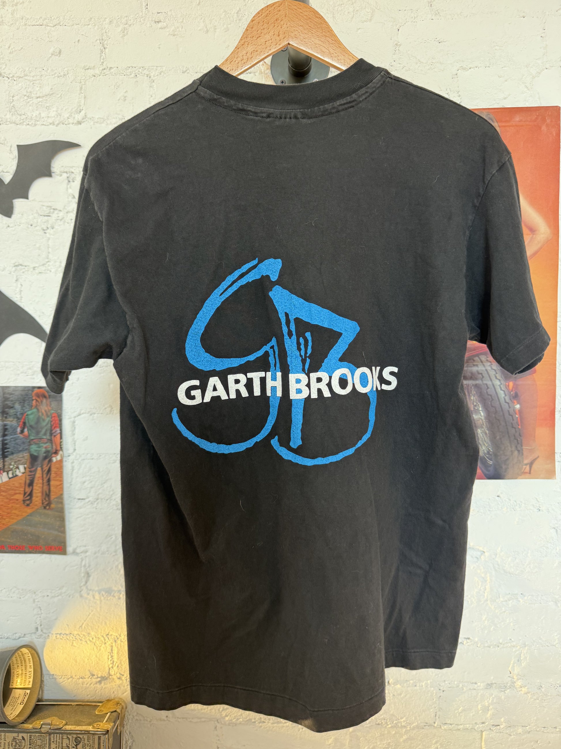 92 Garth Brooks Tee Size- M LFDW
