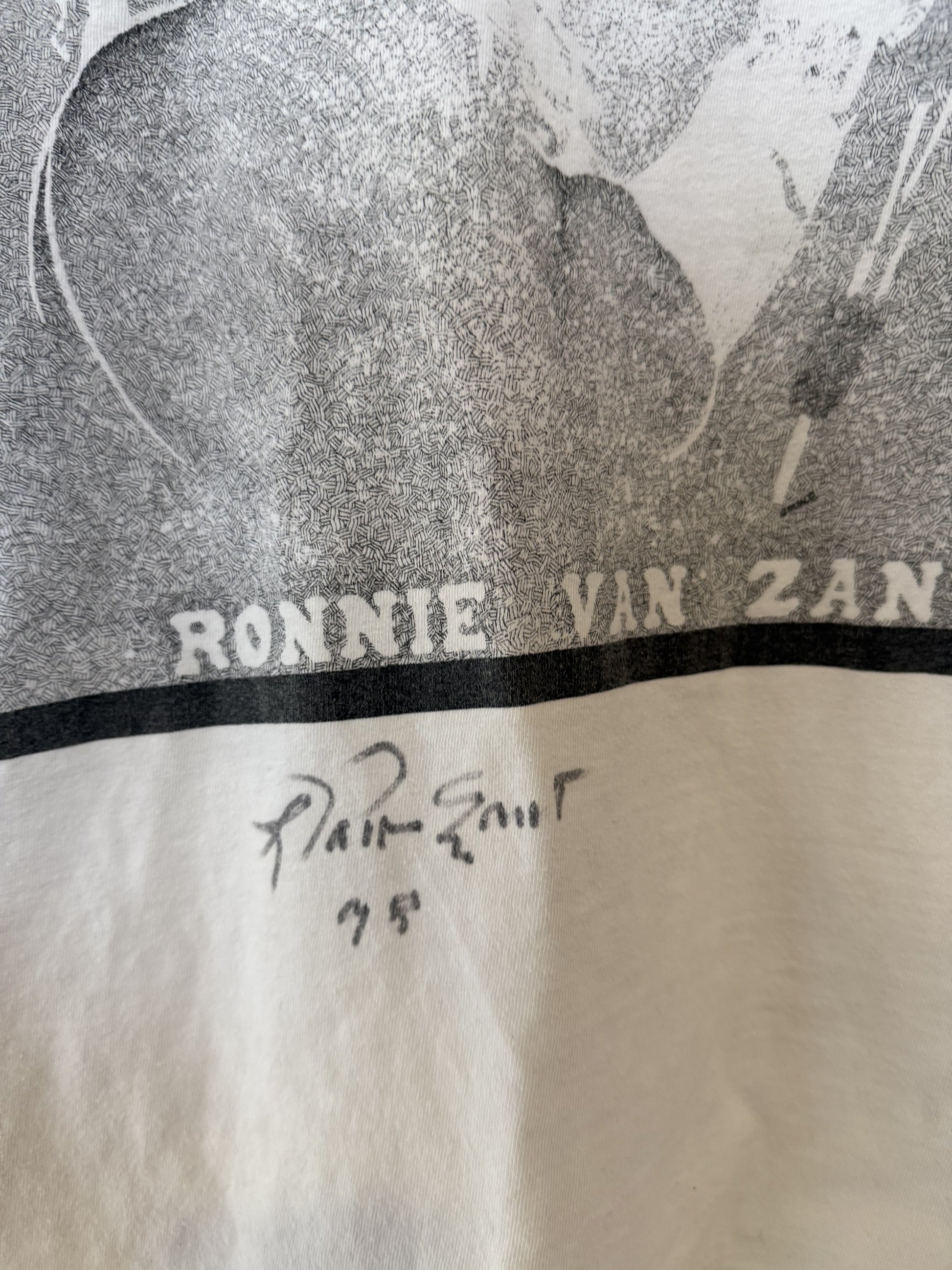 98 Ronnie Van Zant 2nd Annual Picnic Tee Size- L LFDW