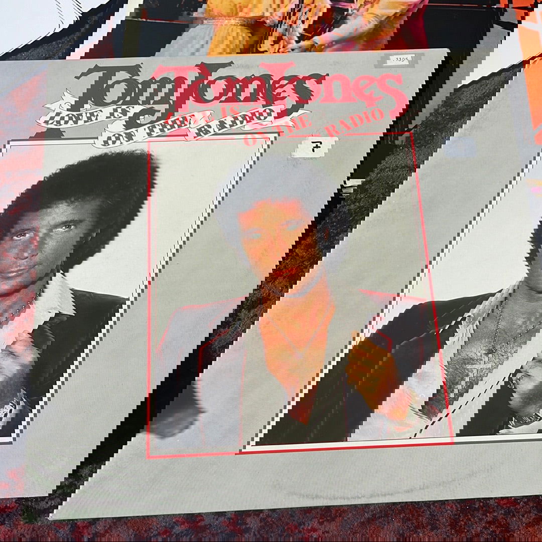 tom jones love is on the radio record - LFDW