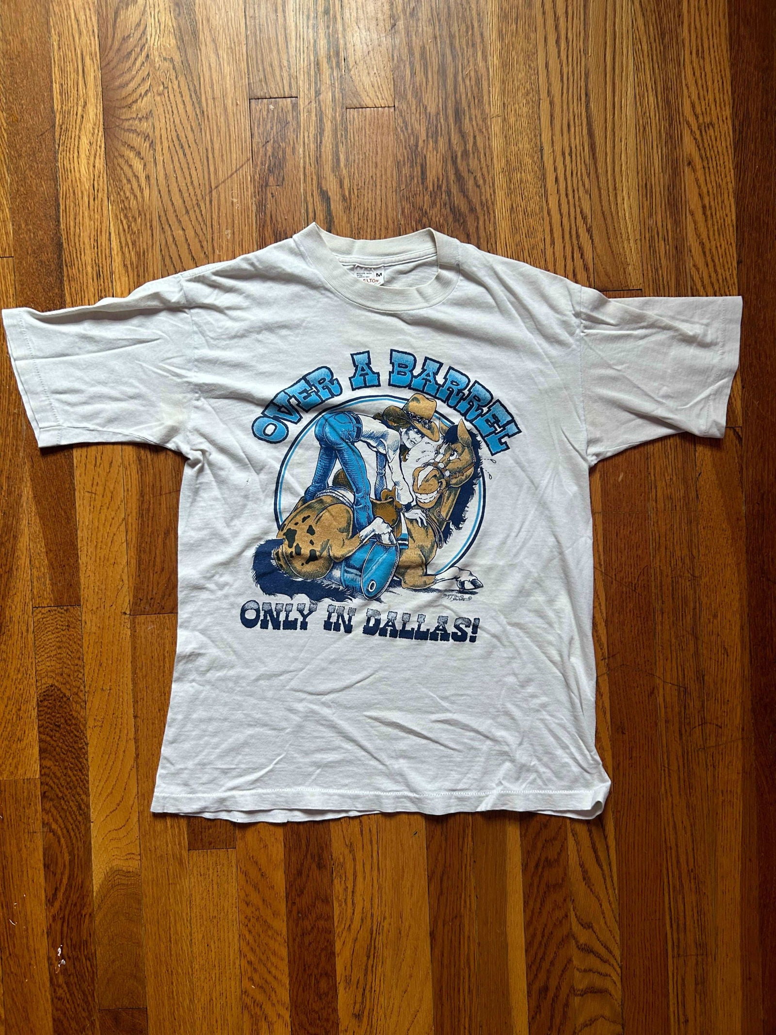 1970s Only In Dallas Tee Size - M - LFDW