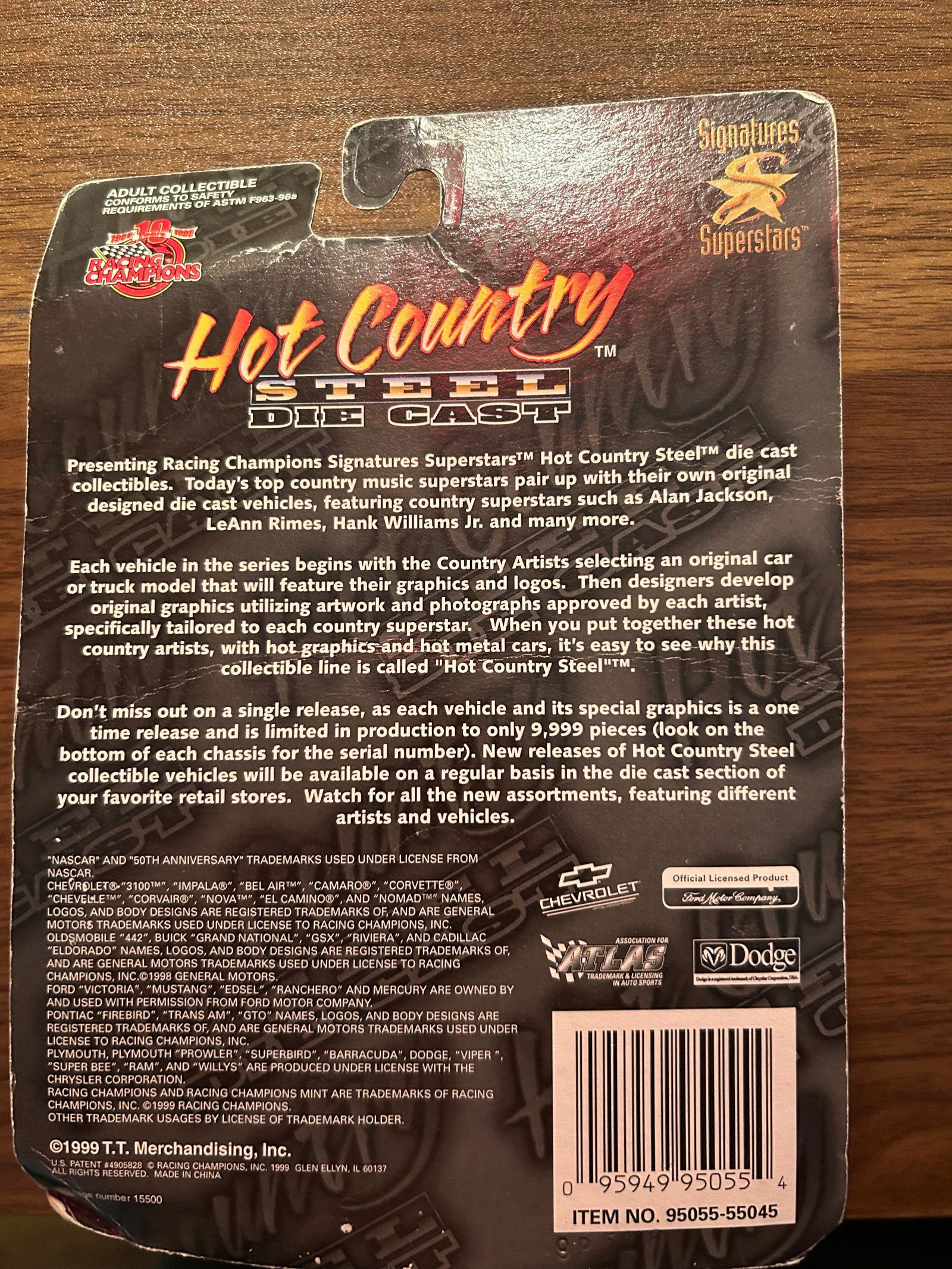 1999 Travis Tritt Hot Country Car - LFDW