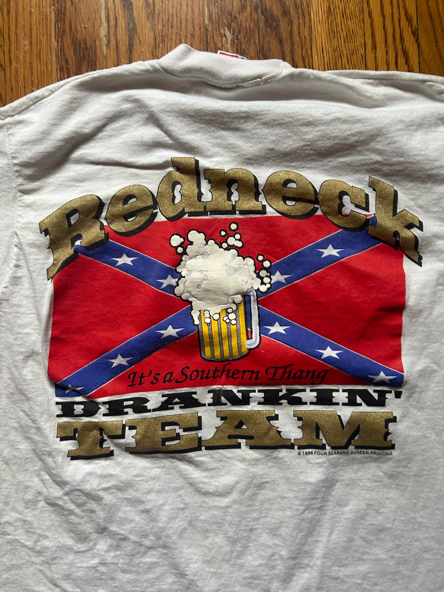 1996 Redneck Drinking Team Tee Size - L
