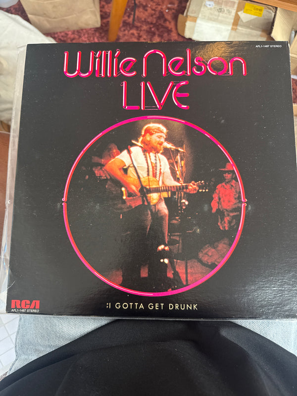 Willie Nelson I Gotta Get Drunk Live LFDW