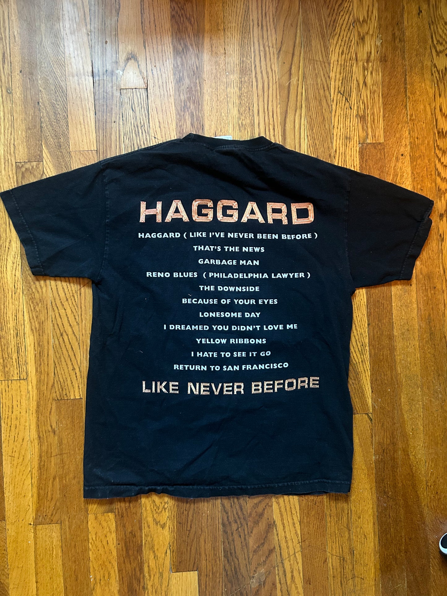2003 Merle Haggard Tee Size-Large