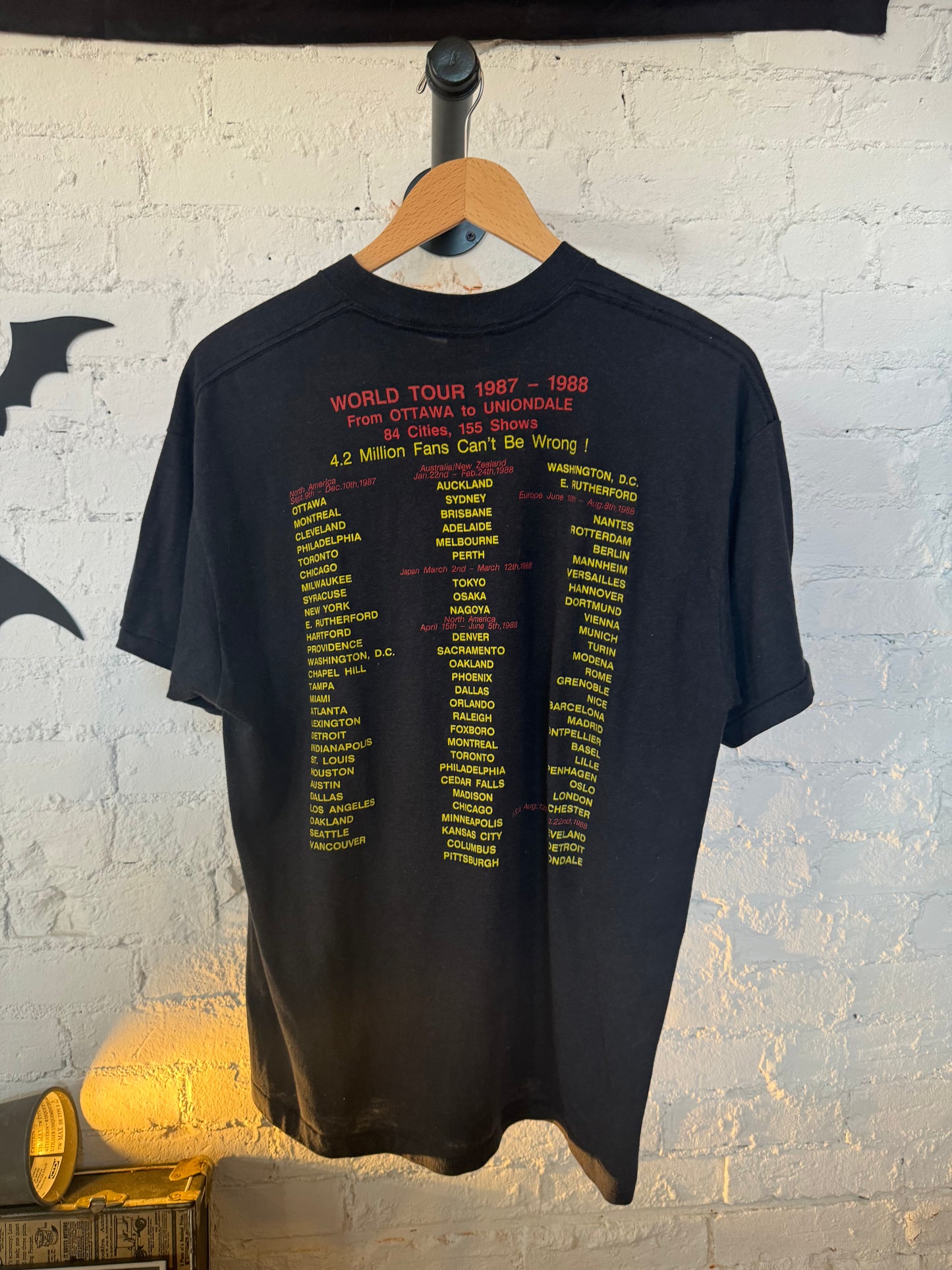 87/88 Pink Floyd Tour Tee Size - L