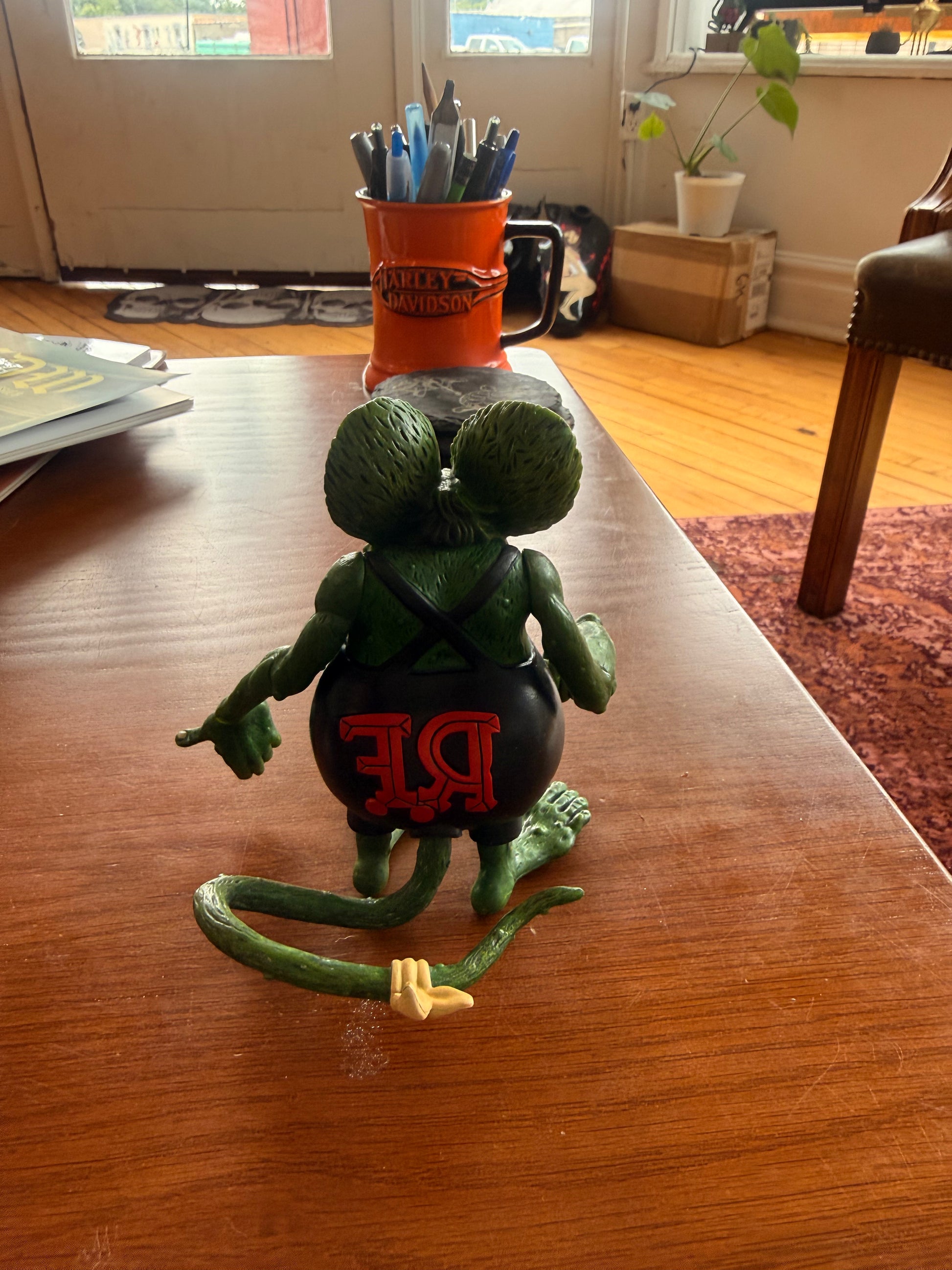 Rat Fink Figure LFDW