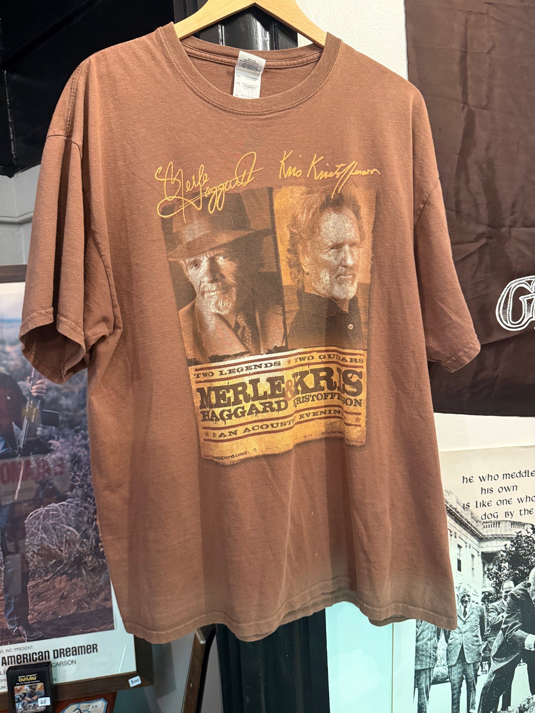 2011 Merle Haggard & Kris Kristofferson Tee Size- XL LFDW