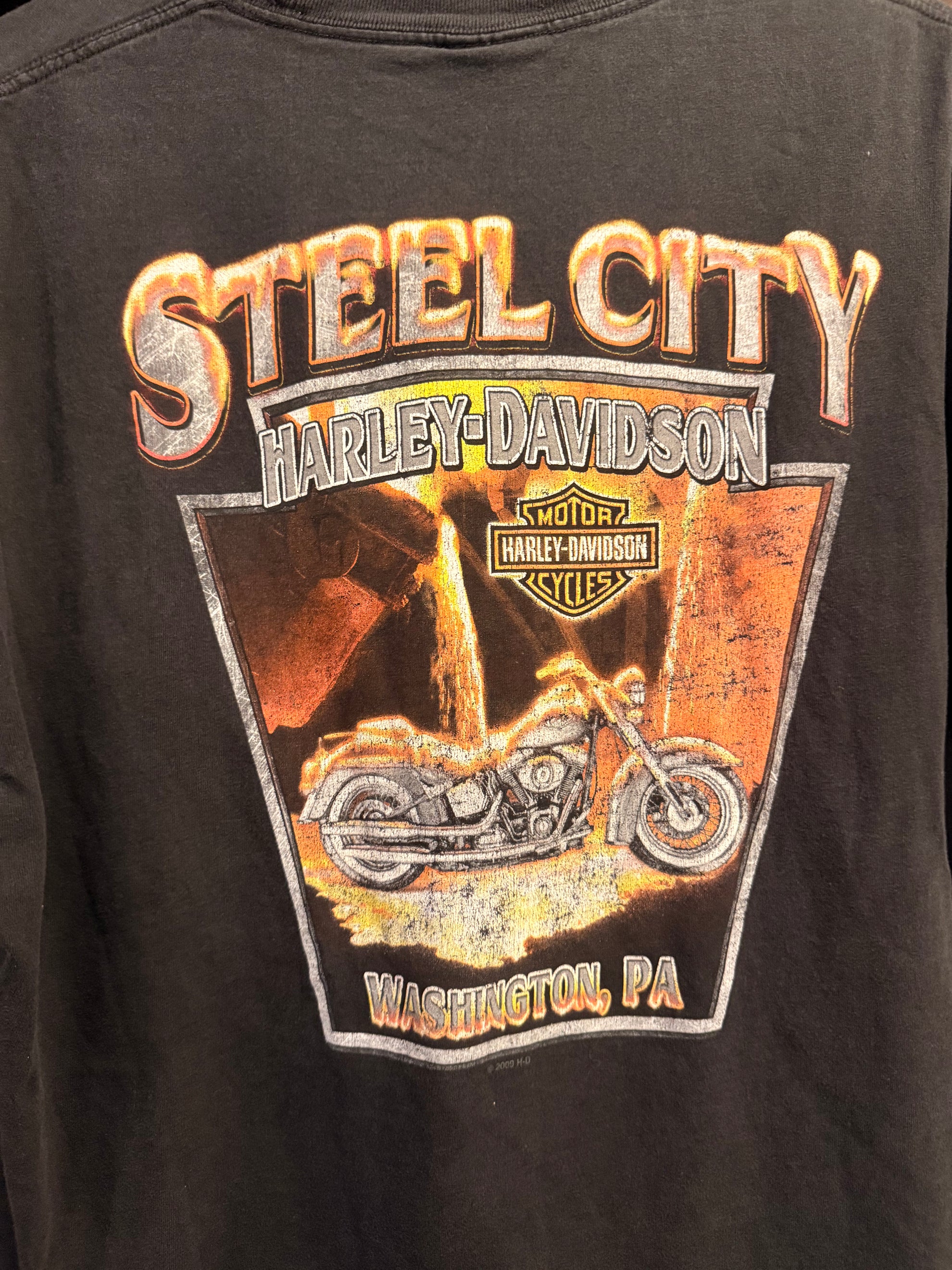 2009 Shift Happens Harley Davidson Tee Size- XL LFDW