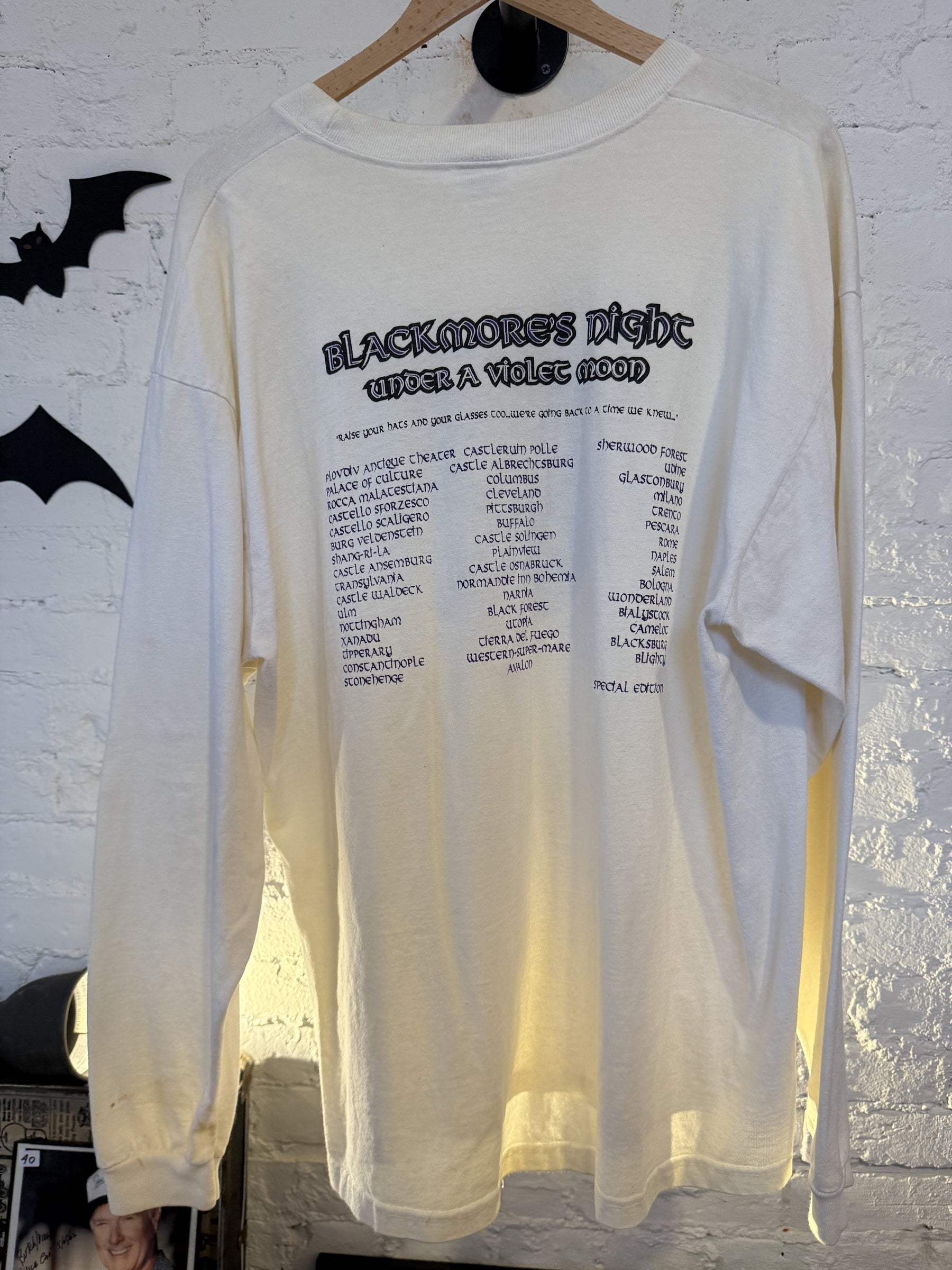 1990’s Blackmores Night Under a Violet Moon Long Sleeve Size- XL LFDW
