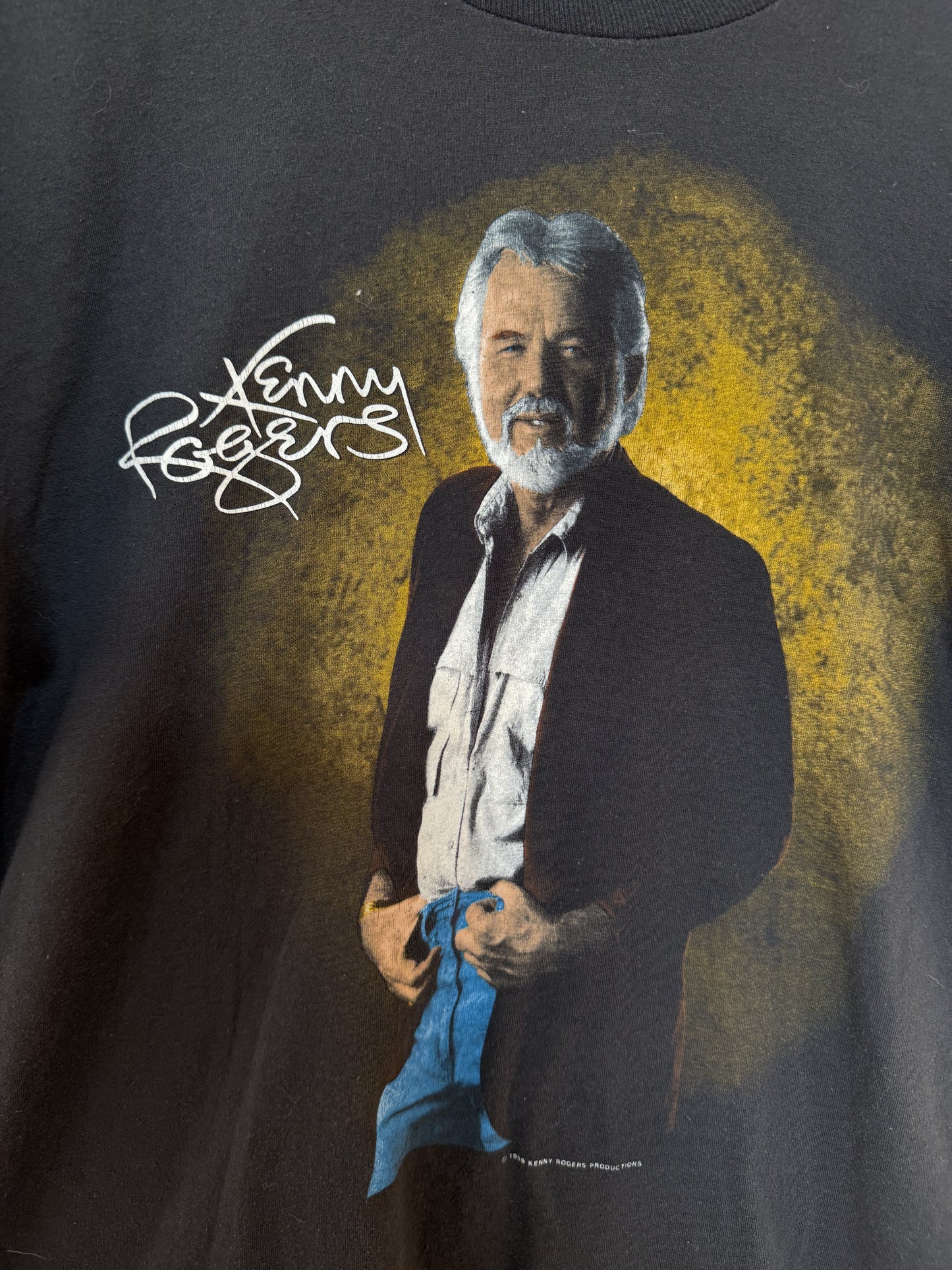 89 Kenny Rogers Tee Size- Large