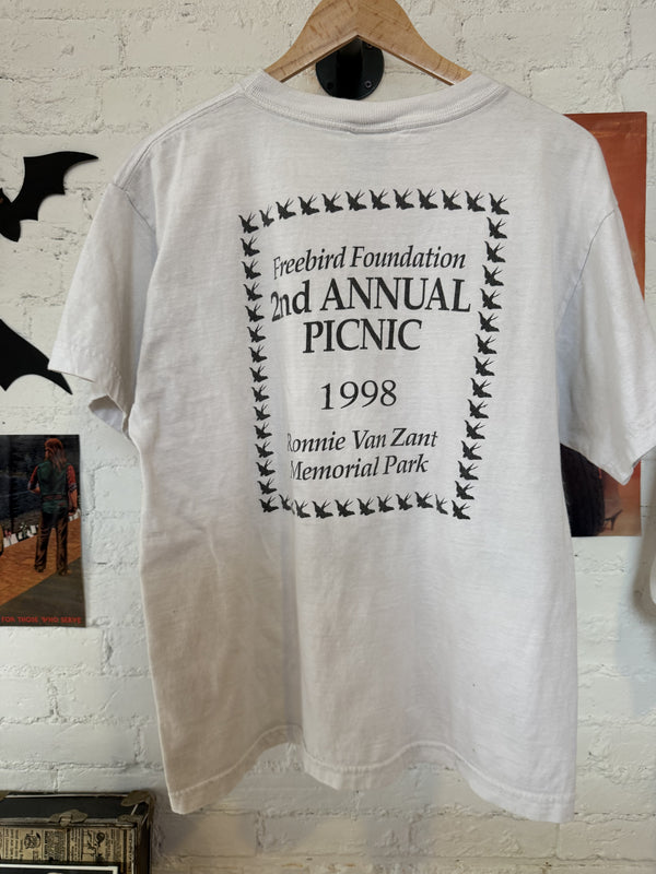 98 Ronnie Van Zant 2nd Annual Picnic Tee Size- L LFDW