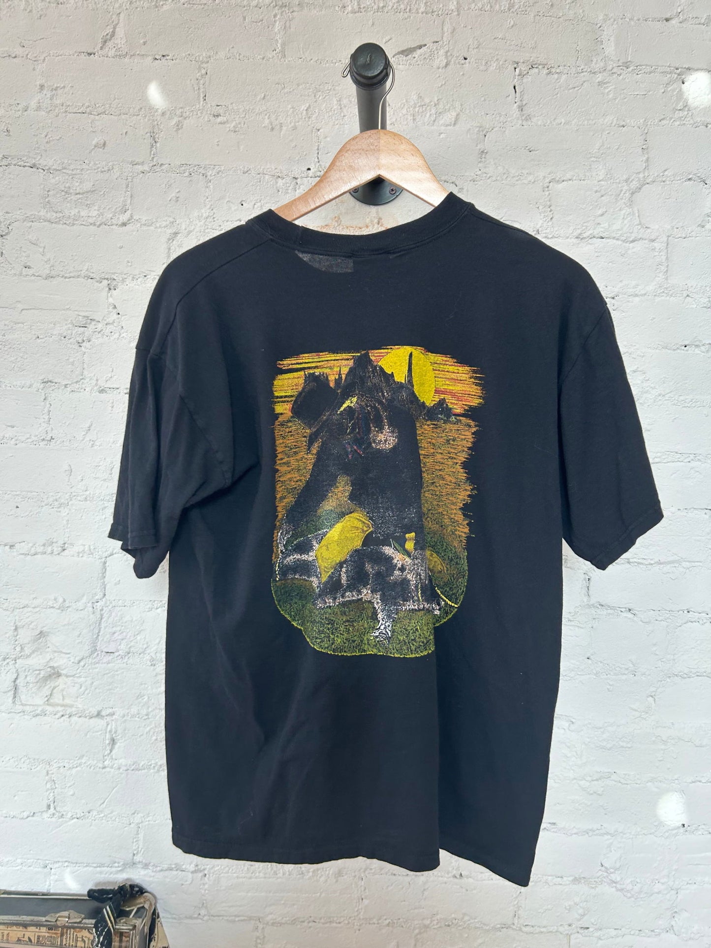 I Don’t Dial 911 Tee Size - M - LFDW