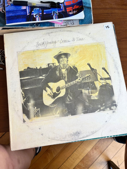 Neil Young Comes A Time Record - LFDW