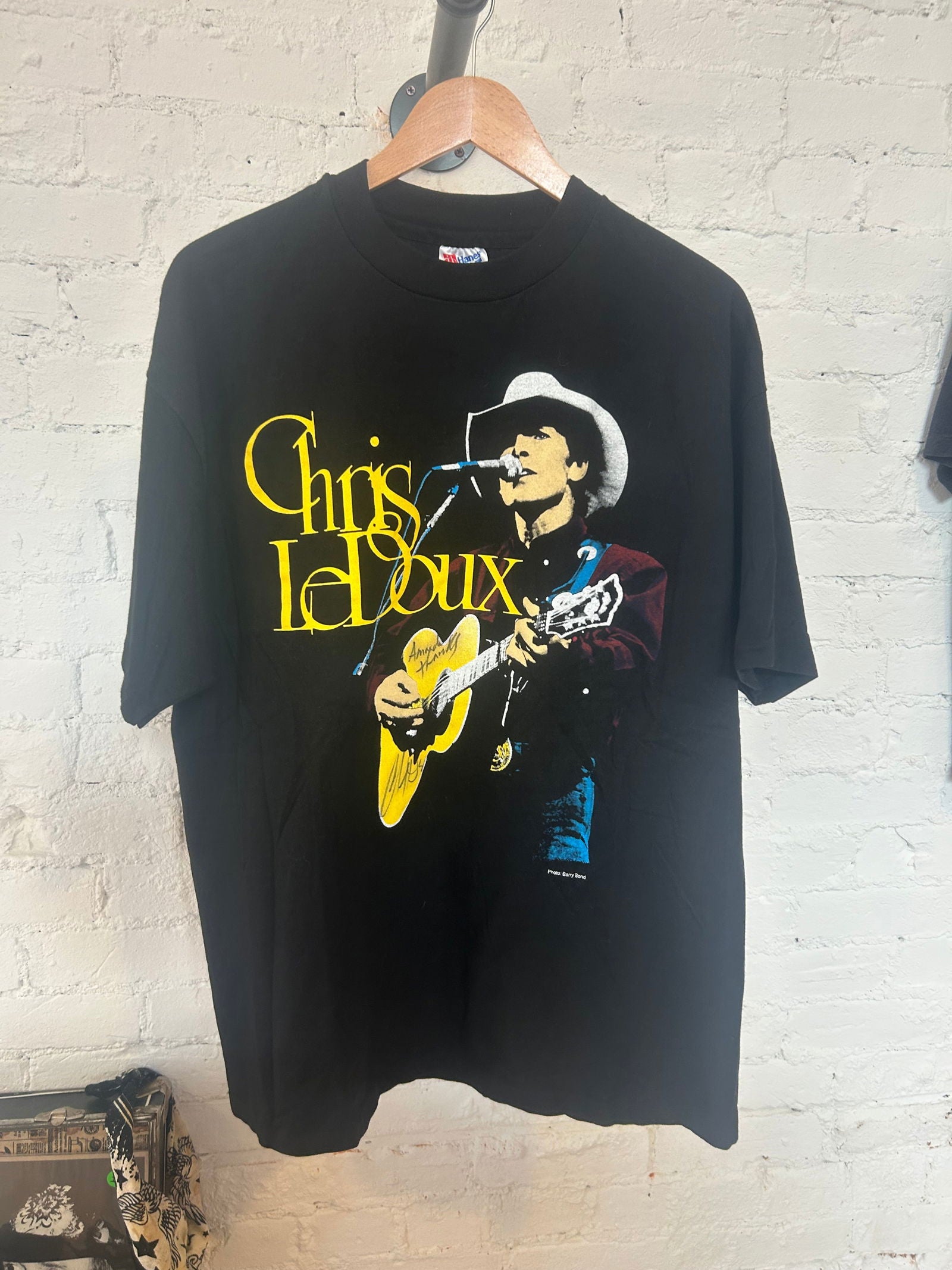 SIGNED CHRIS LEDOUX RODEO ROCK N ROLL TEE size - XL - LFDW